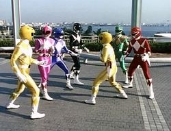 MMPR doppelter Gelber Ranger.jpg